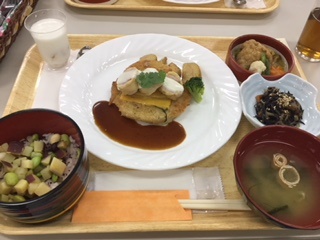 徳栄ランチ.JPG